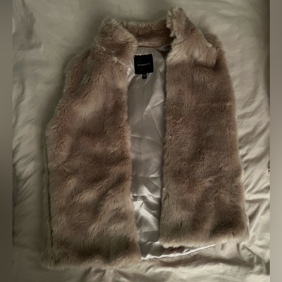 Dynamite Faux Fur Vest - XS - Picture 1 of 2